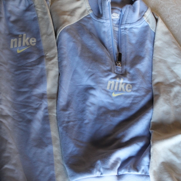 Nike Light Blue Athletic Set - Picture 2 of 2